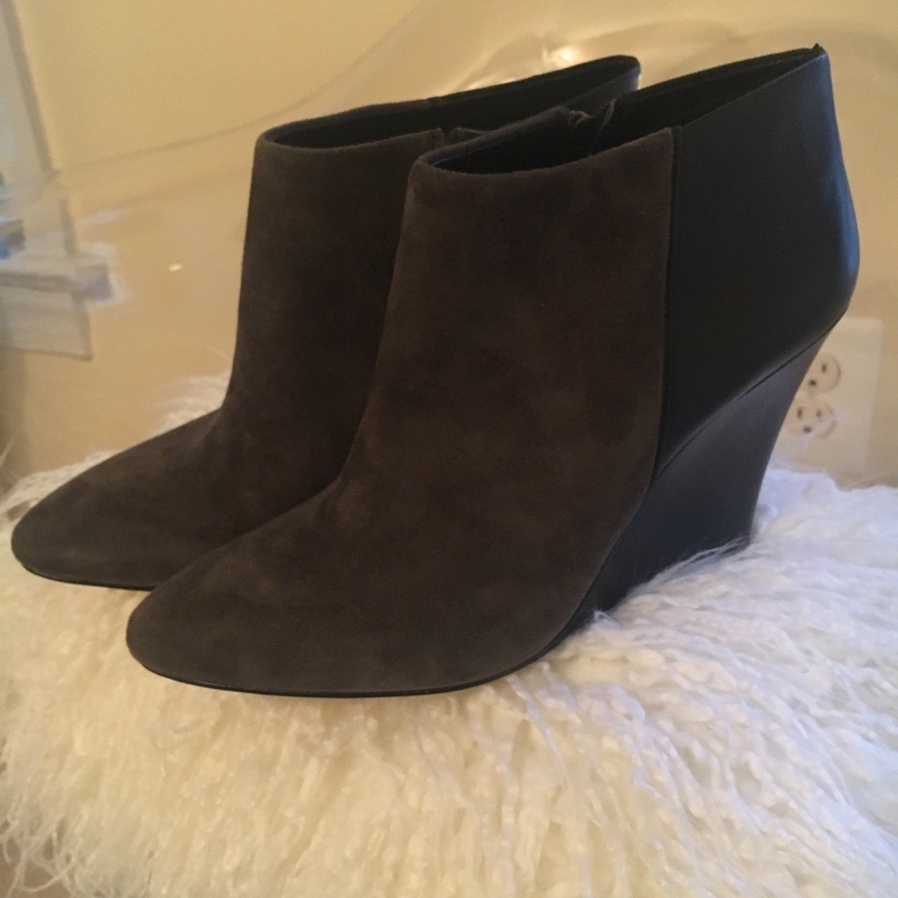 Ann Taylor Laila Wedge Booties